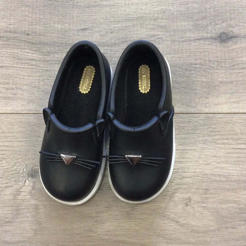 Mini Melissa Black Cat-Accent Mary Jane Slip-Ons